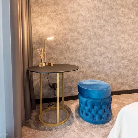 Lotus Luxury Szálloda Várna