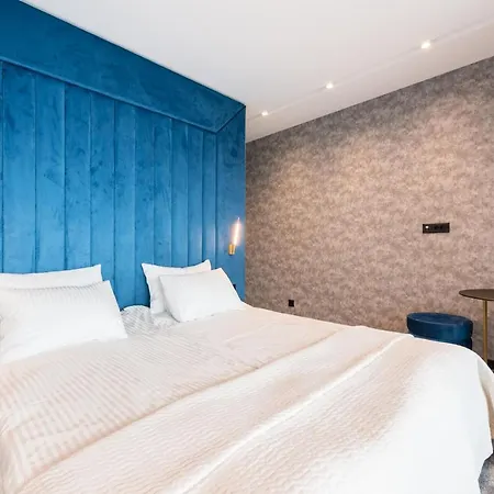 Hotell Lotus Luxury *