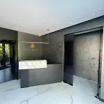 Lotus Luxury Warna