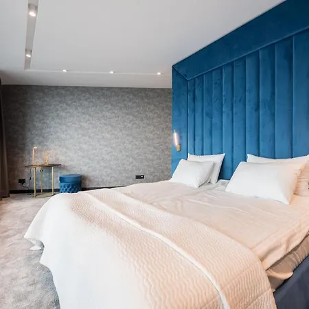 酒店 Lotus Luxury *